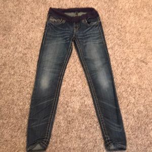 Maternity jeans